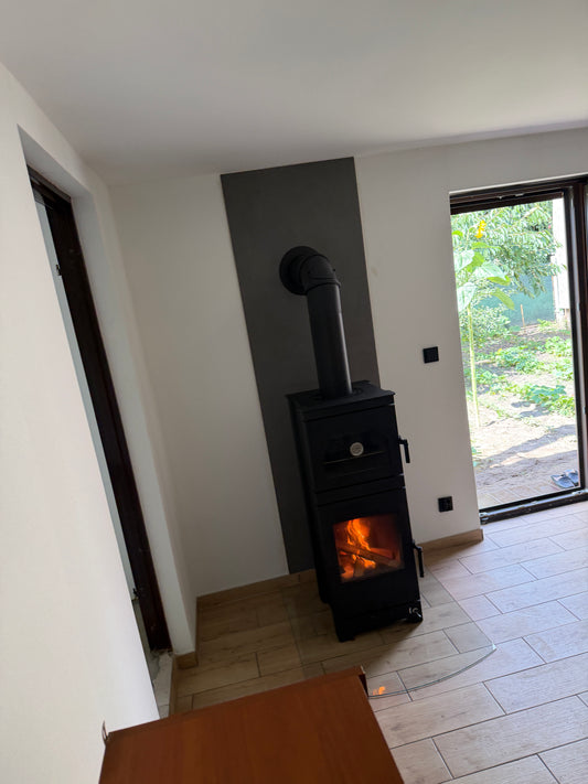 Kominek wolnostojący z funkcją piekarnika HITZE LYNX O 6.5kW